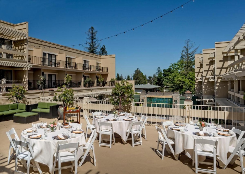 Toll House Hotel Image 38