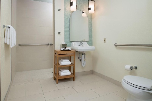 Toll House Hotel image 43